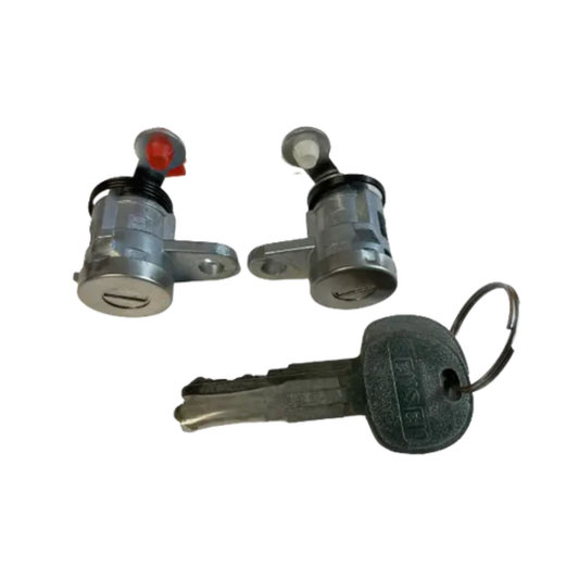 Car Lock Cylinder Set With Key NPR NQR NRR 4HK1 5.2L 4HE1 4.8L 1994-2007